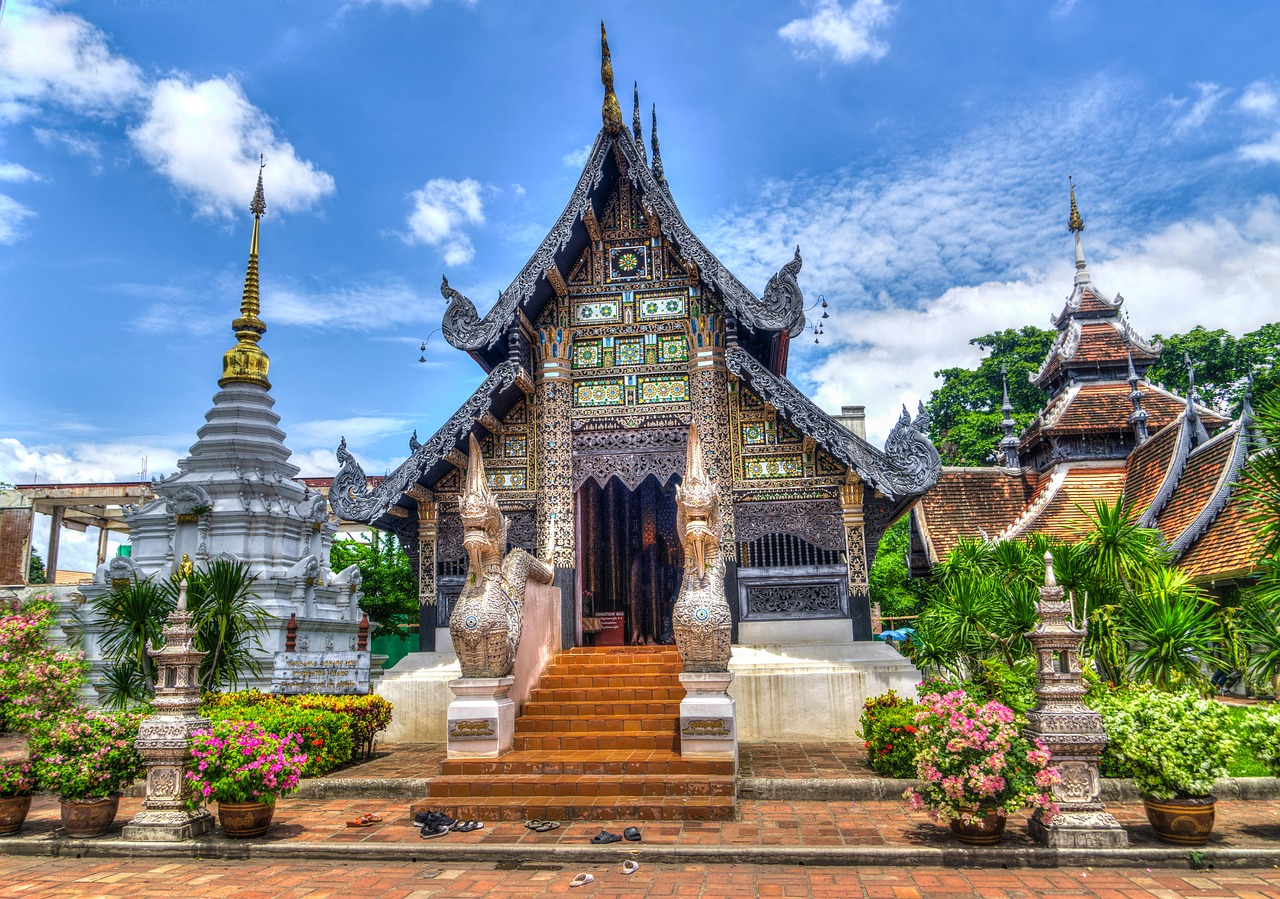 chiang-mai-thailand-temple-image